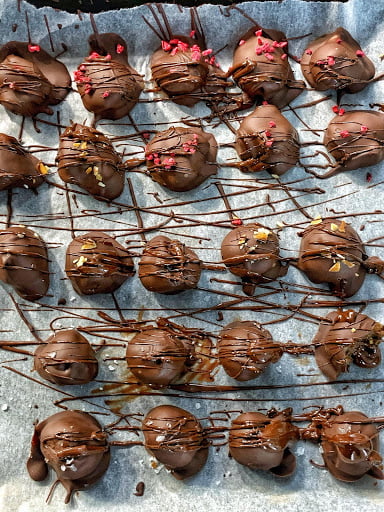 An image of choc truffles