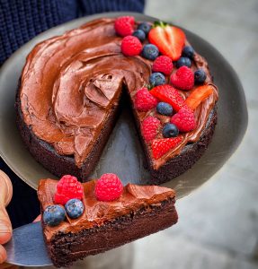 An image of an Easy 5 ingredient chocolate cake