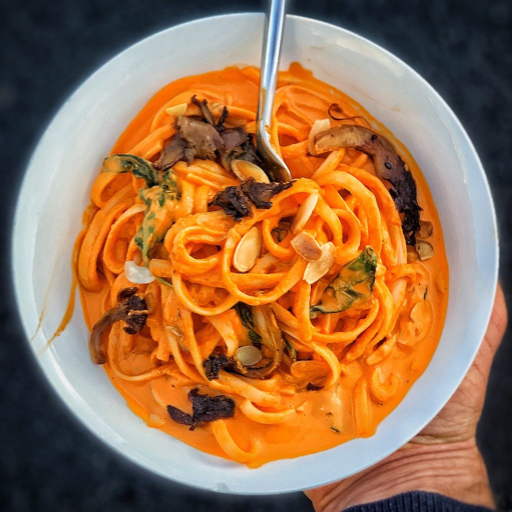 creamy red pepper pasta