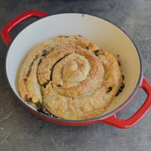 a photo of crispy spinach & feta spanikopita borek